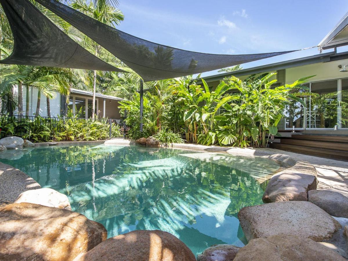 Whispering Palms Villa Nelly Bay Exterior foto