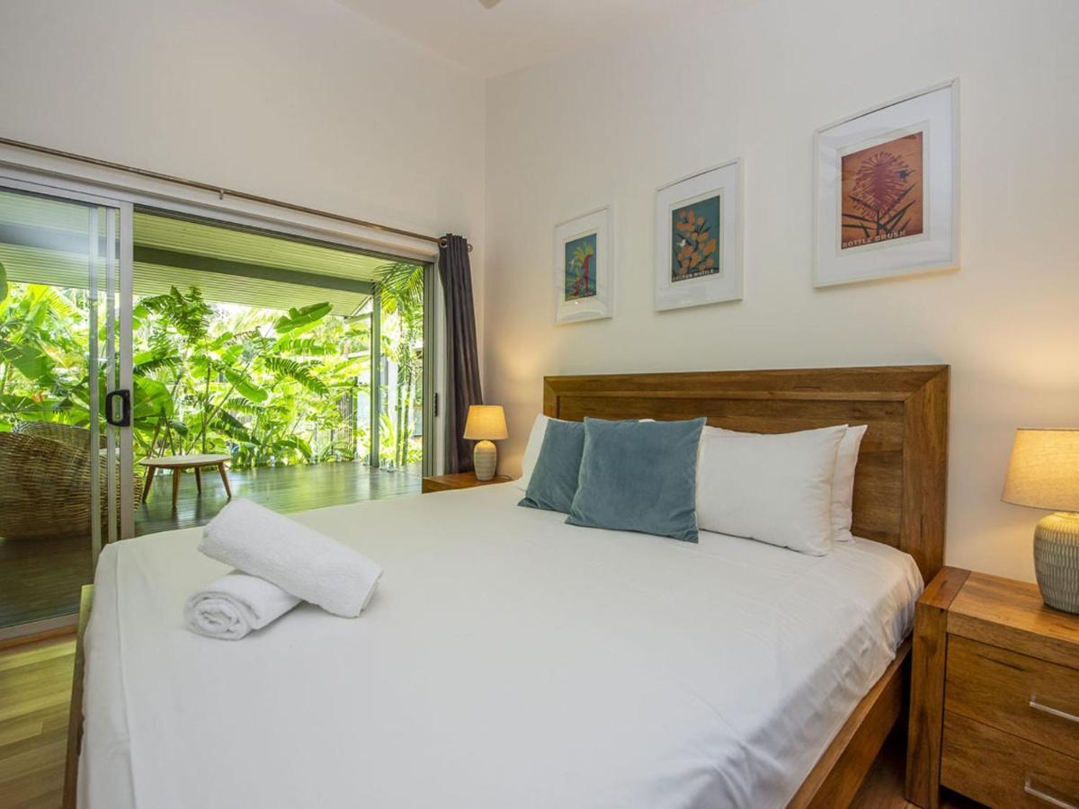 Whispering Palms Villa Nelly Bay Exterior foto