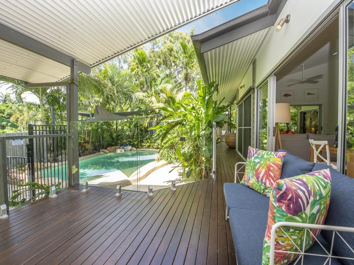 Whispering Palms Villa Nelly Bay Exterior foto