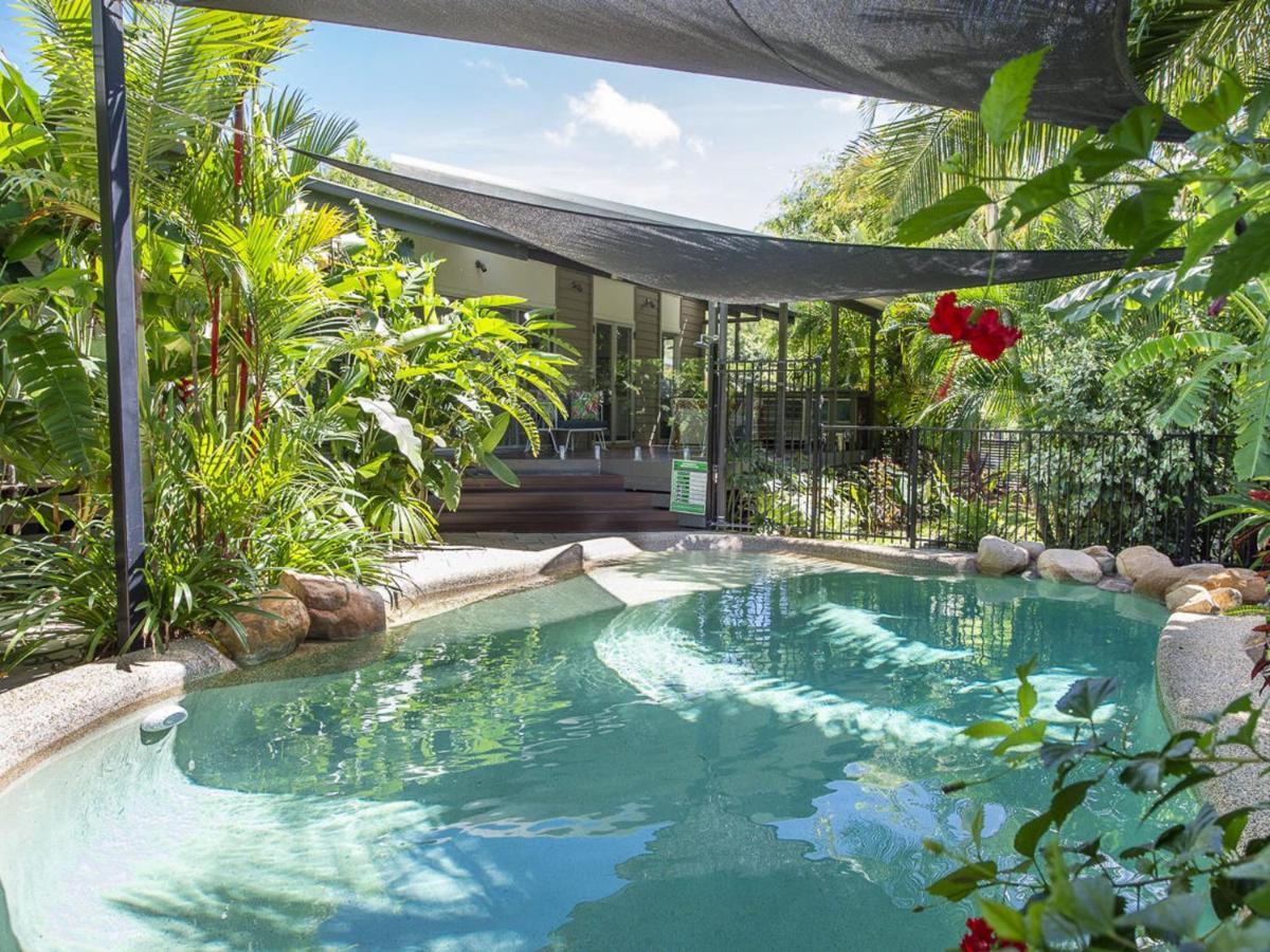 Whispering Palms Villa Nelly Bay Exterior foto